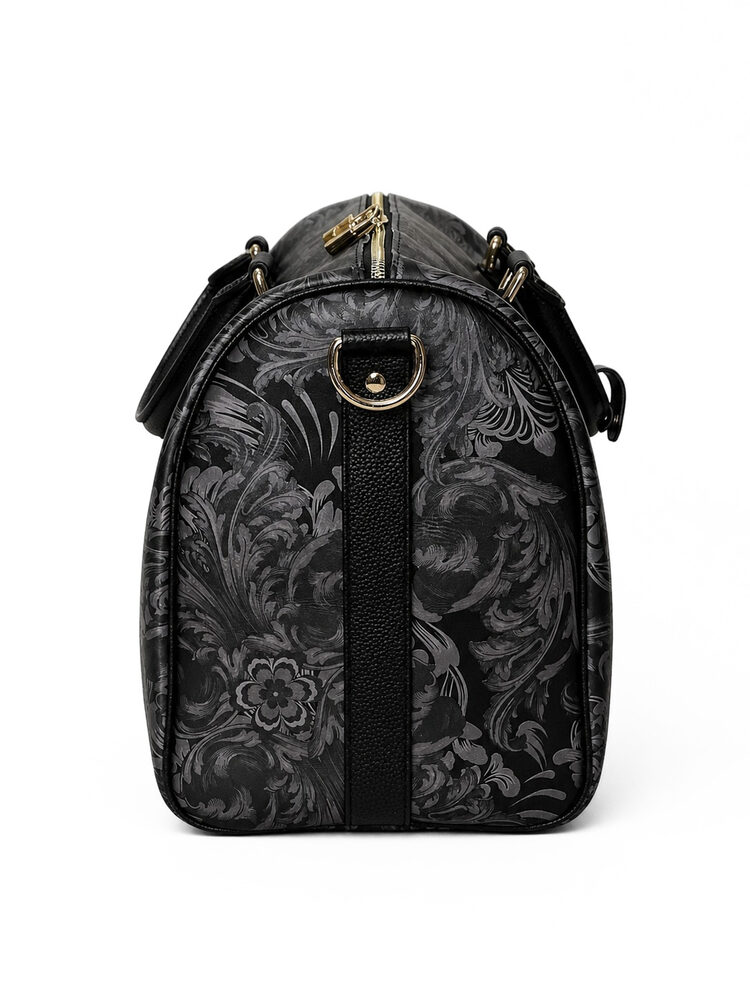 One-piece exterior leather pattern detail